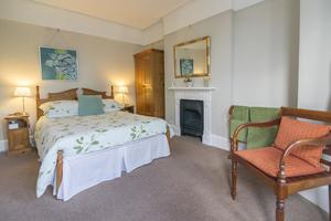 Marishas Guest House Bath - 